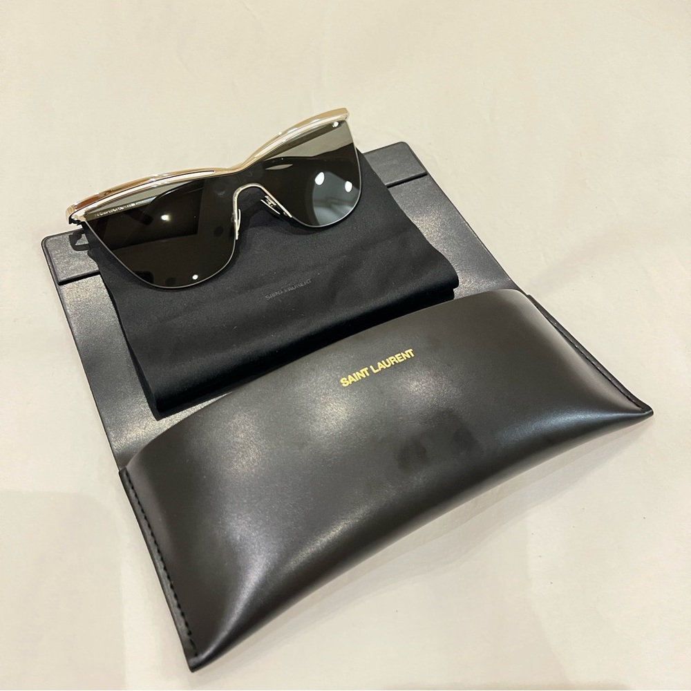 Saint Laurent Woman Sunglasses - Picture 15 of 16